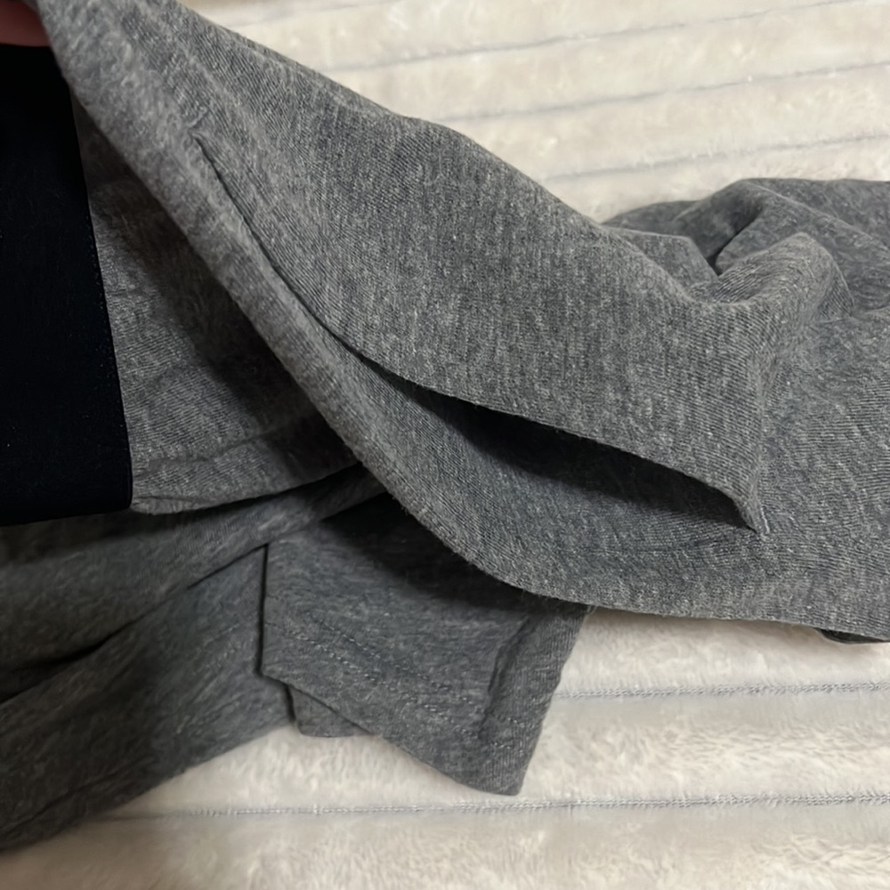 Essentials Men’s Short - Picture 6 of 7